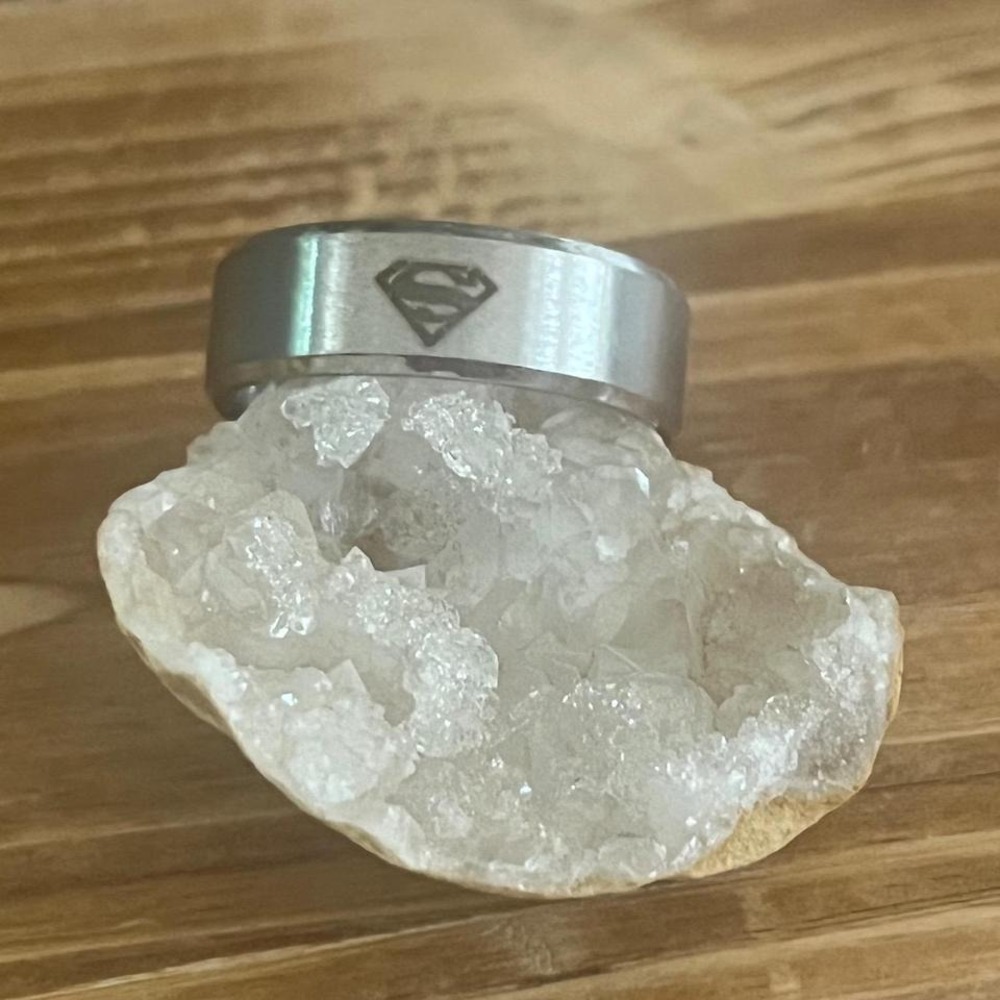 Silver Titanium Band Carved Superman Brushed Finish Unisex Ring 8mm Width-Size 7 - Picture 6 of 8